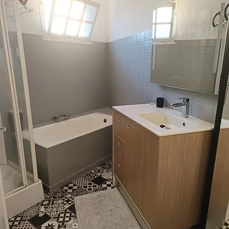 Maison De Chez Axel * ليزيربييه