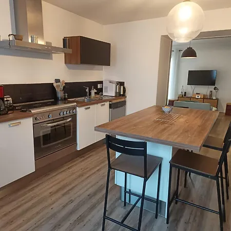 Maison De Chez Axel * ليزيربييه